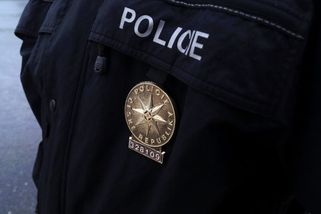 V Sokolově došlo k hromadné bitce vodáků a místních Romů. Na místě zůstalo třináct zraněných a kordon policistů